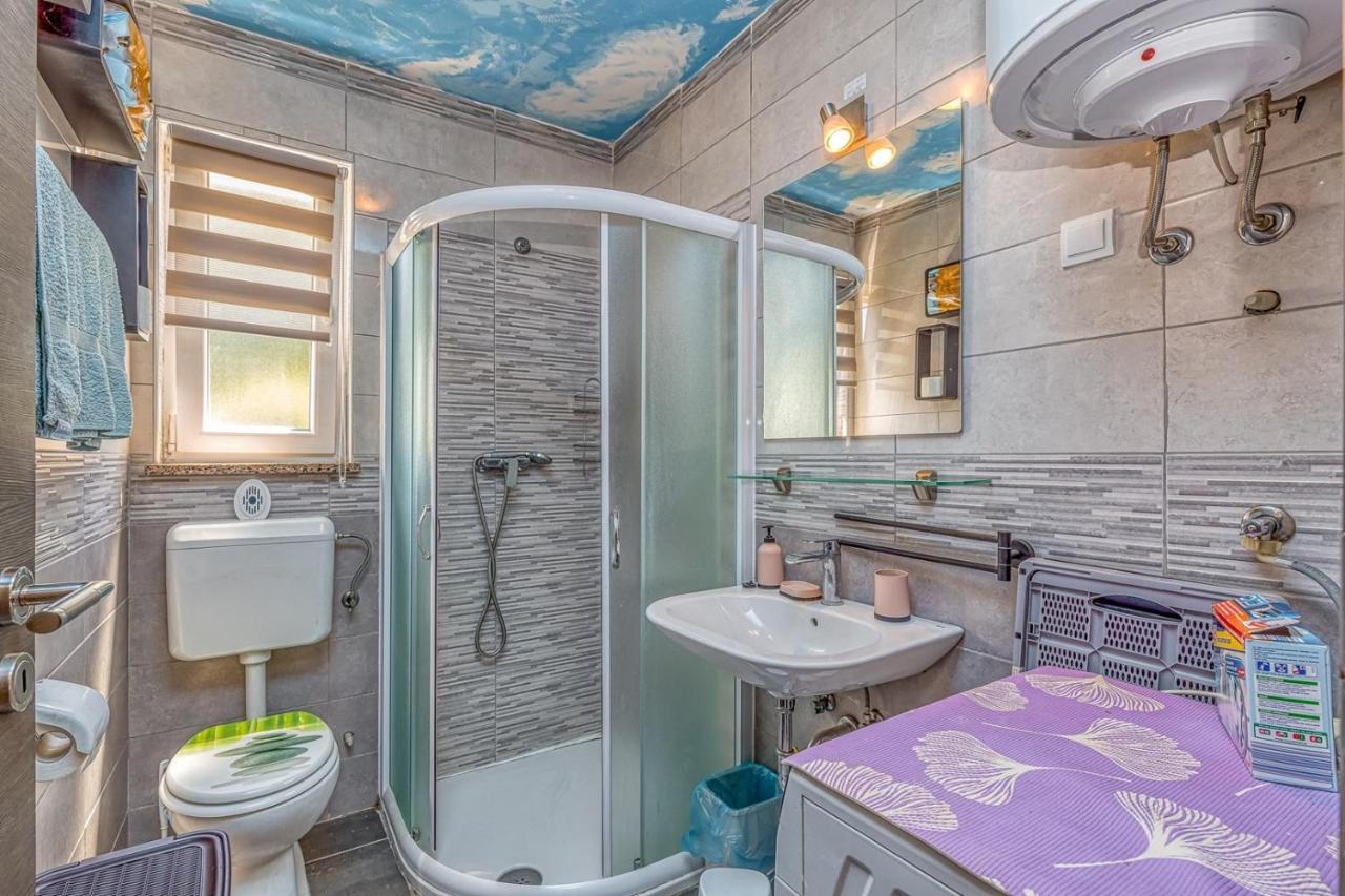 Holiday House Mir カンファナル エクステリア 写真